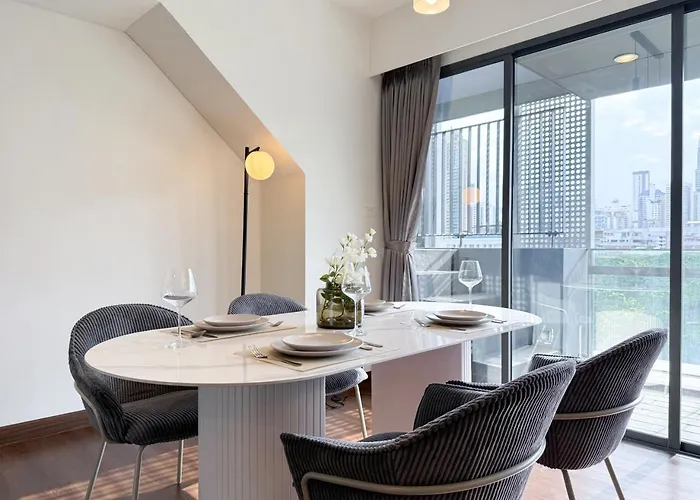 Expansive Luxury 2br - Ultra Fast Wifi - Phrom Phong 曼谷