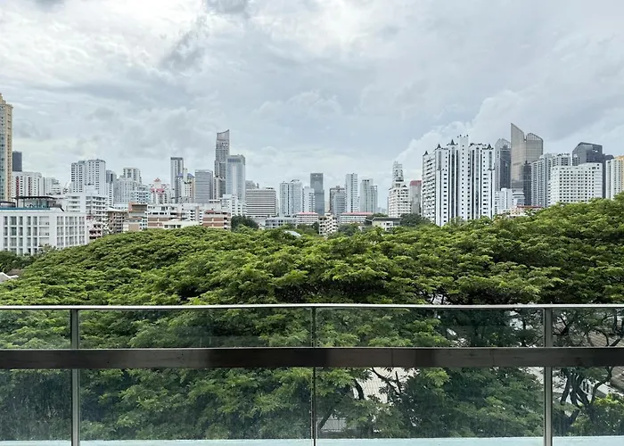 Expansive Luxury 2br - Ultra Fast Wifi - Phrom Phong 度假居 *