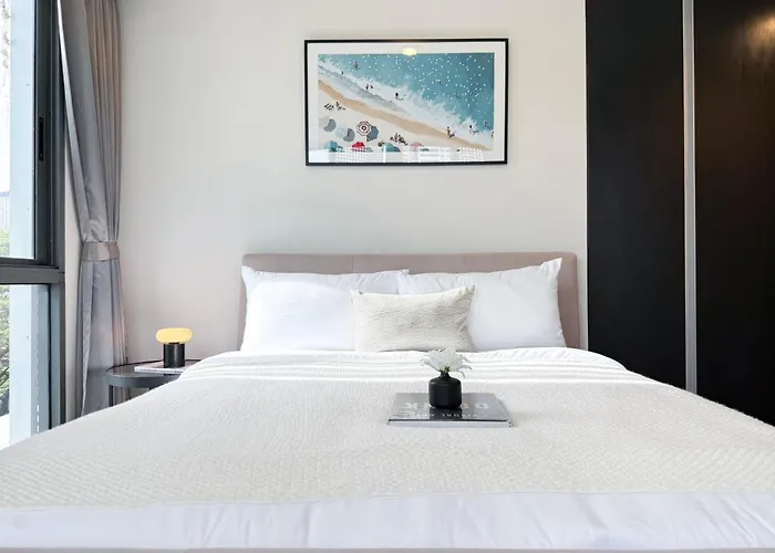 Expansive Luxury 2br - Ultra Fast Wifi - Phrom Phong 度假居 曼谷