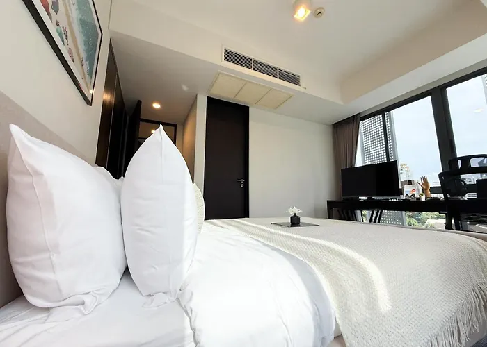 Expansive Luxury 2br - Ultra Fast Wifi - Phrom Phong 度假居
