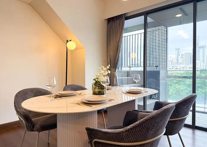 Expansive Luxury 2br - Ultra Fast Wifi - Phrom Phong 曼谷