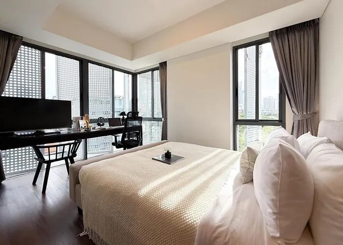 Expansive Luxury 2br - Ultra Fast Wifi - Phrom Phong *