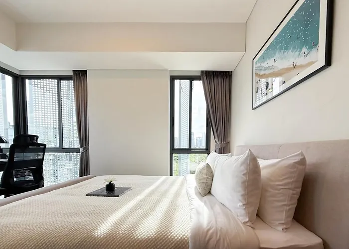 Expansive Luxury 2br - Ultra Fast Wifi - Phrom Phong * 曼谷