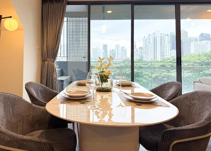Expansive Luxury 2br - Ultra Fast Wifi - Phrom Phong 度假居 曼谷