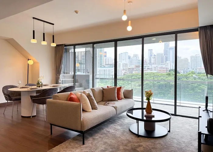 Expansive Luxury 2br - Ultra Fast Wifi - Phrom Phong