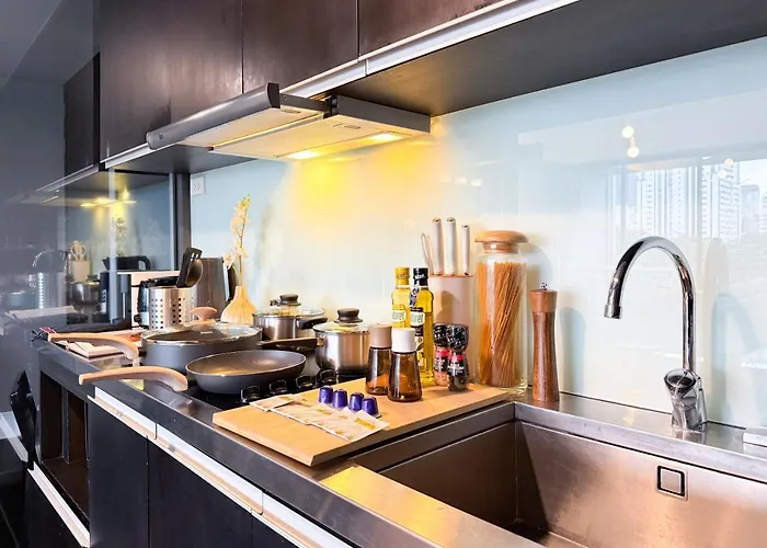 Expansive Luxury 2br - Ultra Fast Wifi - Phrom Phong * 曼谷