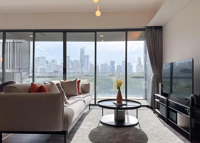 度假居 Expansive Luxury 2br - Ultra Fast Wifi - Phrom Phong *